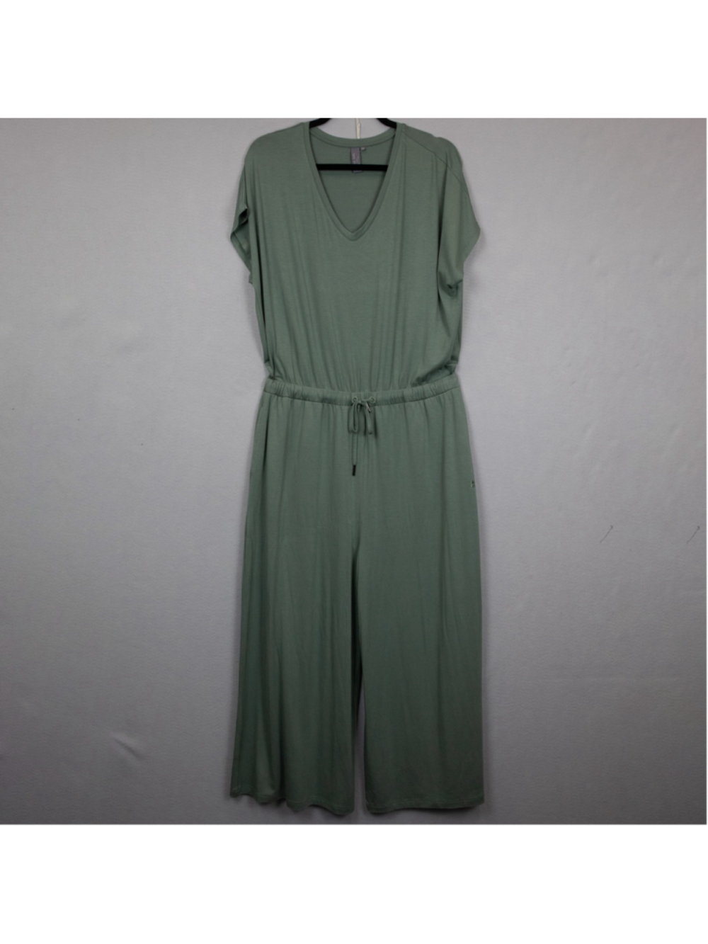 Sweaty Betty Take It Easy sage green cropped wide leg jumpsuit-M